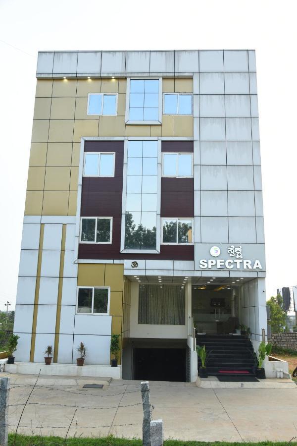 Devanahalli Spectra Hotel Bangalore Airport מראה חיצוני תמונה